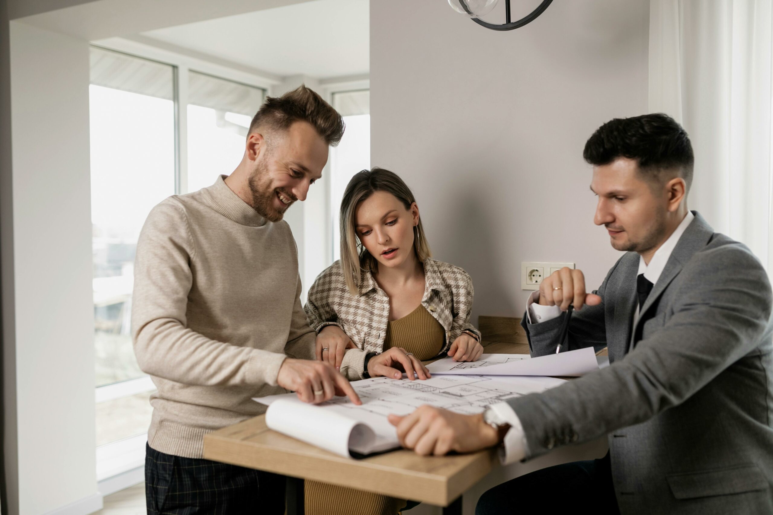 Real Estate agent closing the deal!